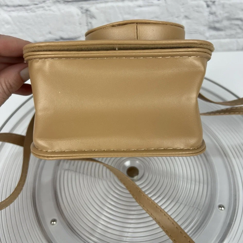 Genuine Fujifilm Instax Mini Groovy Camera Case Light Brown Adjustable‎ Strap